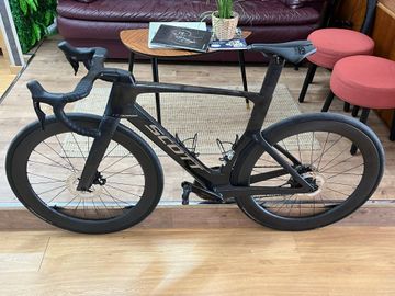 Tweedehands Scott Foil RC 20 2024 2024 Road & Gravel — afbeelding 12 van 16