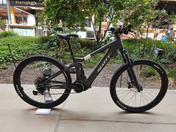 Używany Scott Strike eRIDE 930 black 2025 2025 MTB