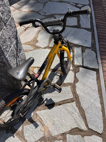Used Specialized Hotrock 2012 Youth, Black — image 6 of 7