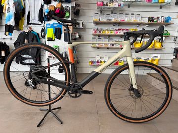 Mondraker DUSTY R 2023 2023 Road & Gravel usato