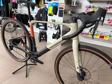 Gebrauchtes Mondraker DUSTY R 2023 2023 Road & Gravel, Weiß — Bild 3 von 3