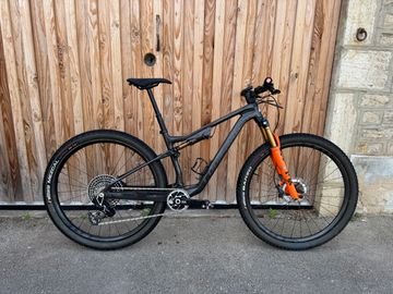 Gebrauchtes LAPIERRE XR 2025 Carbone – Montage à La Carte Ultra Haut De Gamme (XX SL T-Type / Fox Factory Kashima / Elitewheels) 2025 MTB