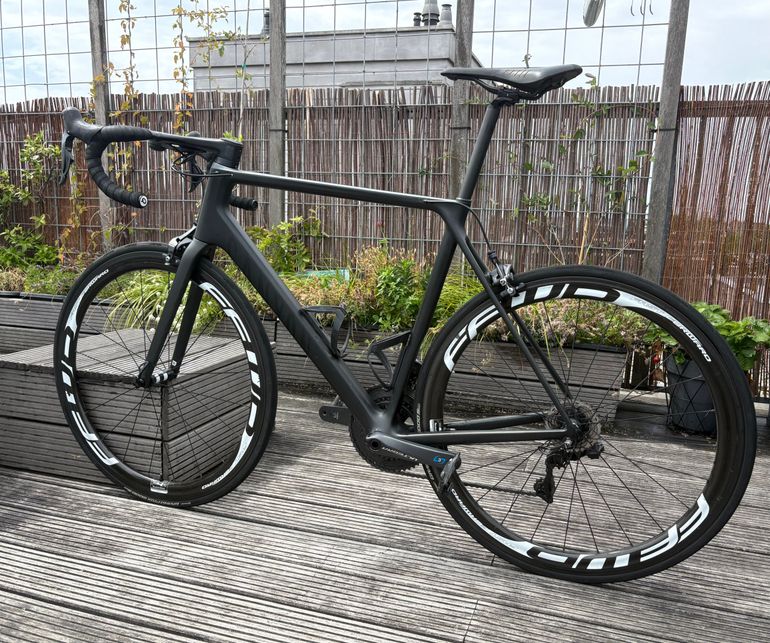 Brugt Canyon Ultimate CF SL 8.0 Di2 2019 2019 Road & Gravel — billede 2 af 10