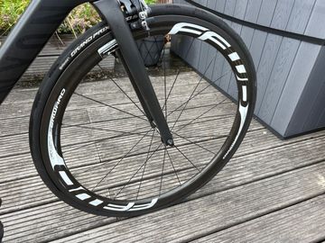 Brugt Canyon Ultimate CF SL 8.0 Di2 2019 2019 Road & Gravel — billede 4 af 10