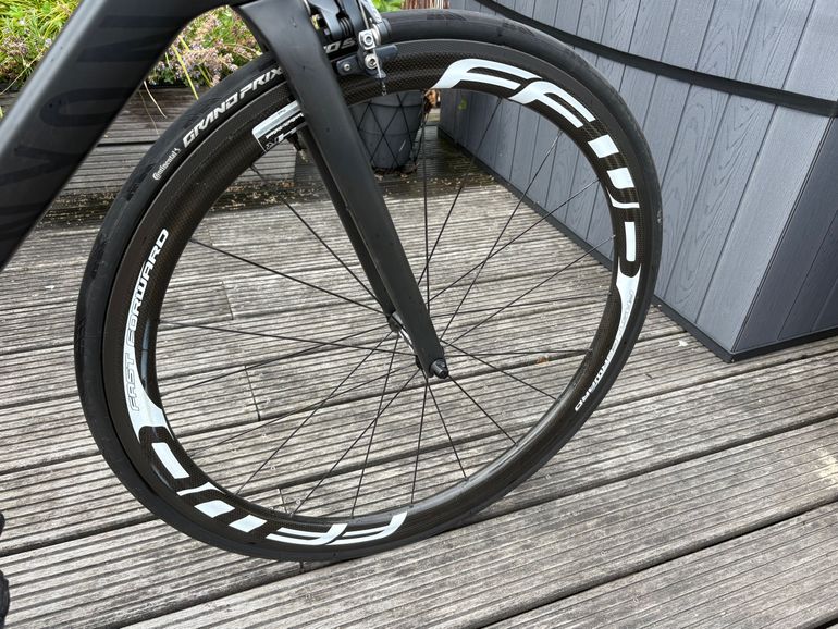 Brugt Canyon Ultimate CF SL 8.0 Di2 2019 2019 Road & Gravel — billede 4 af 10