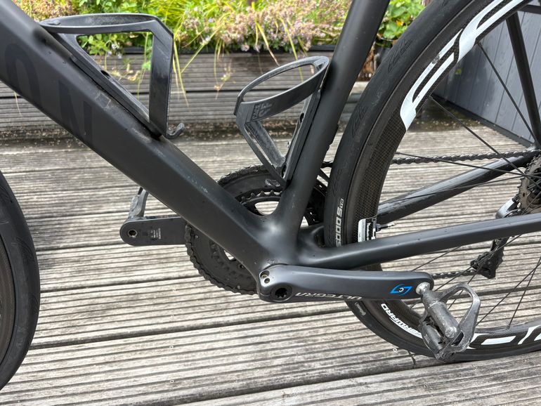 Brugt Canyon Ultimate CF SL 8.0 Di2 2019 2019 Road & Gravel — billede 5 af 10