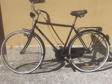 Used Bianchi Custom 2024 Urban, Black — image 2 of 6