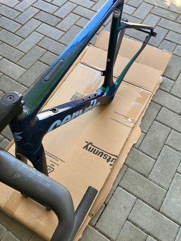 Gebrauchtes Cervélo Caledonia Ultegra 2022 Frameset 2022 Road & Gravel, Grün — Bild 4 von 15