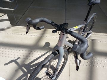 Mondraker ARID R 2025 2025 Road & Gravel d'occasion — image 2 sur 3