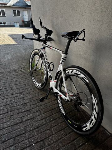 Used Felt B12 Shimano Dura Ace 2013 Road & Gravel, White — image 3 of 11