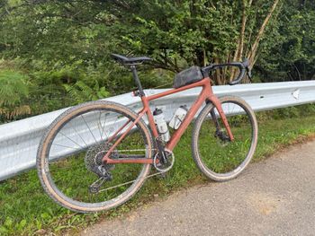 Used Enve Custom SRAM Force eTap AXS 2024 Road & Gravel, Red — image 4 of 4