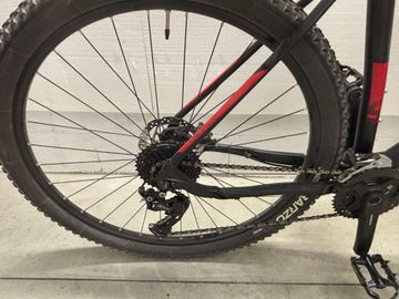 Used Olimpia Custom Shimano Acera 2025 Mountainbike, Black — image 3 of 7