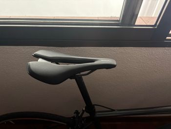 Giant Contend 2 2025 2025 Road & Gravel de segunda mano, Negro — imagen 4 de 6