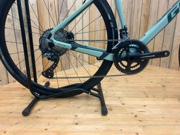 Giant Revolt, Advanced 2 2021 2021 Road & Gravel de segunda mano, Verde — imagen 2 de 3