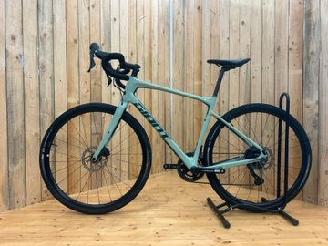 Giant Revolt, Advanced 2 2021 2021 Road & Gravel de segunda mano, Verde — imagen 3 de 3
