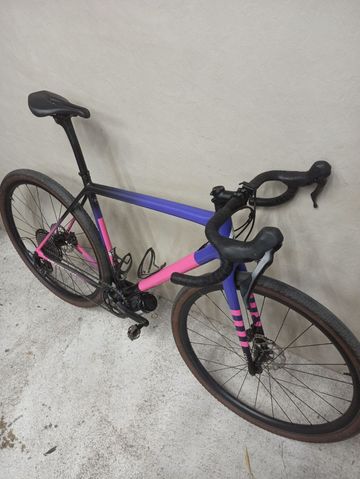 Tweedehands Specialized Crux Comp 2025 2025 Road & Gravel — afbeelding 2 van 10