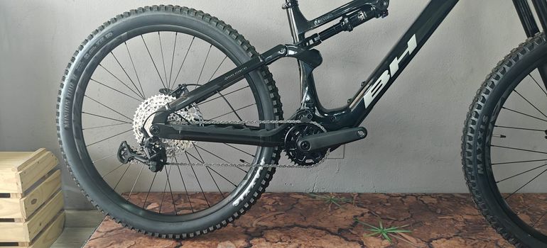 Brugt BH ILYNX+ ENDURO 9.5 2027 Mountainbike — billede 2 af 7
