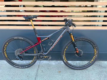 Gebrauchtes Orbea OIZ M LTD 2025 2025 Mountainbike, Schwarz — Bild 2 von 18