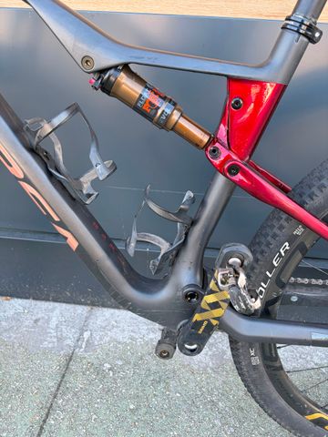 Gebrauchtes Orbea OIZ M LTD 2025 2025 Mountainbike, Schwarz — Bild 4 von 18