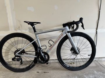 Used Specialized Tarmac SL8 Expert - SRAM Force AXS 2026 2026 Road & Gravel