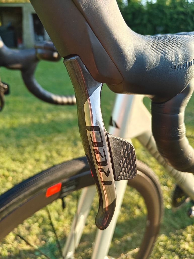Brugt Canyon Ultimate CFR eTap 2024 2024 Road & Gravel — billede 6 af 7