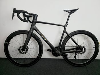Used Scott Addict 10 2025 2025 Road & Gravel