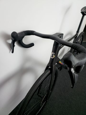 Tweedehands Scott Addict Shimano Ultegra Di2 2025 Road & Gravel — afbeelding 18 van 24