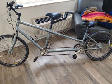 Used Trek T Urban & Touring