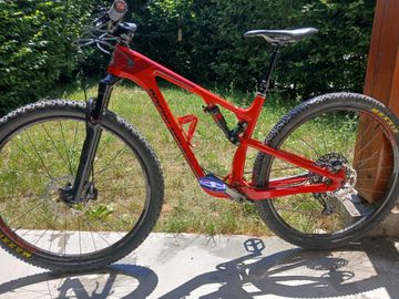 Tweedehands Rocky Mountain Element Carbon 70 2020 2020 MTB