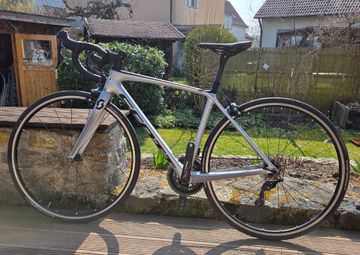 Used Scott Addict 20 2019 2019 Road & Gravel, Light Gray — image 2 of 6