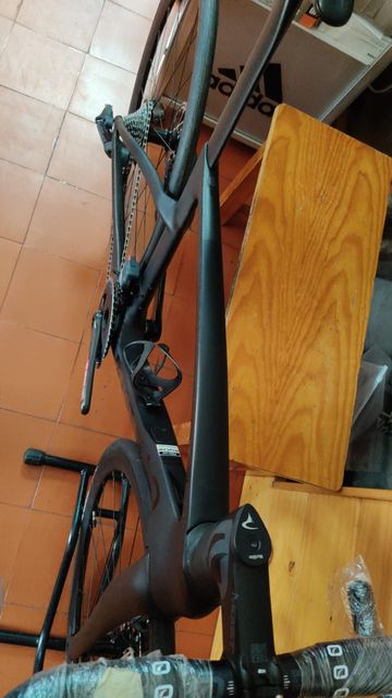 Gebrauchtes Pinarello F7 SRAM FORCE AXS 2023 2023 Road & Gravel, Schwarz — Bild 5 von 5