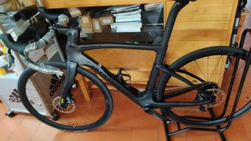 Gebrauchtes Pinarello F7 SRAM FORCE AXS 2023 2023 Road & Gravel, Schwarz — Bild 2 von 5
