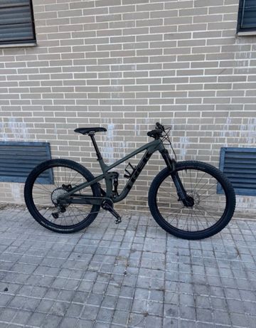 Tweedehands Trek Top Fuel 7 2023 2023 Mountainbike — afbeelding 3 van 5