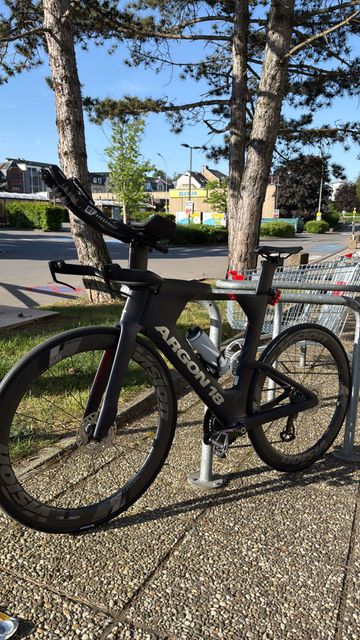 Used Argon 18 Custom Shimano Ultegra Di2 2024 Road & Gravel, Blue — image 2 of 5