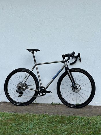 Käytetty Standert Erdgeschoss Stainless SRAM Rival eTap AXS 2023 Road & Gravel