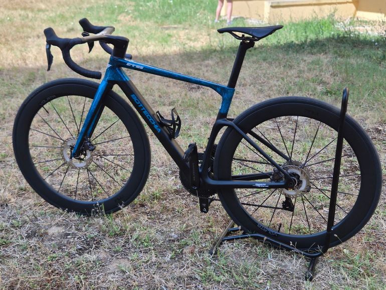 Käytetty Bottecchia Emme Shimano Ultegra Di2 2026 Road & Gravel — kuva 2 / 10
