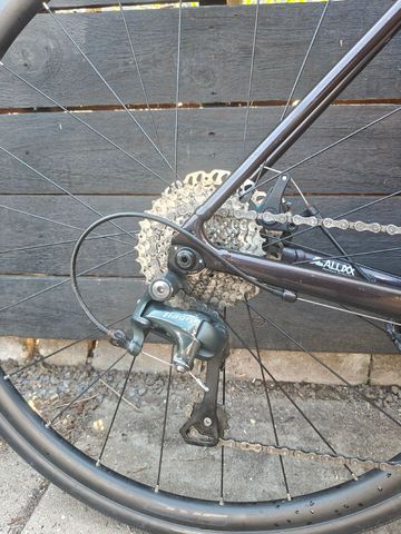 Used Giant Contend AR 2 2021 2021 Road & Gravel, Red — image 6 of 18