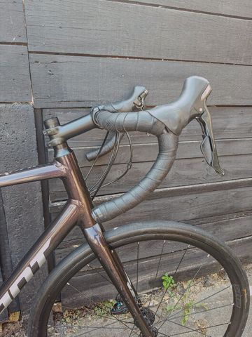 Used Giant Contend AR 2 2021 2021 Road & Gravel, Red — image 15 of 18