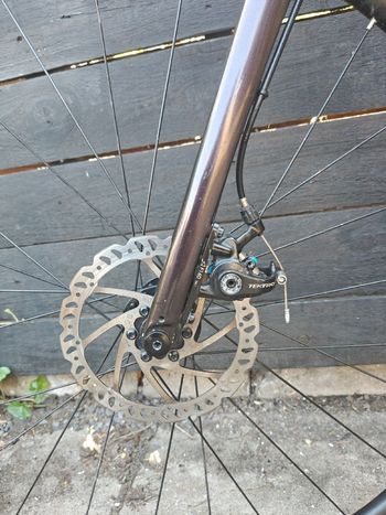 Used Giant Contend AR 2 2021 2021 Road & Gravel, Red — image 5 of 14