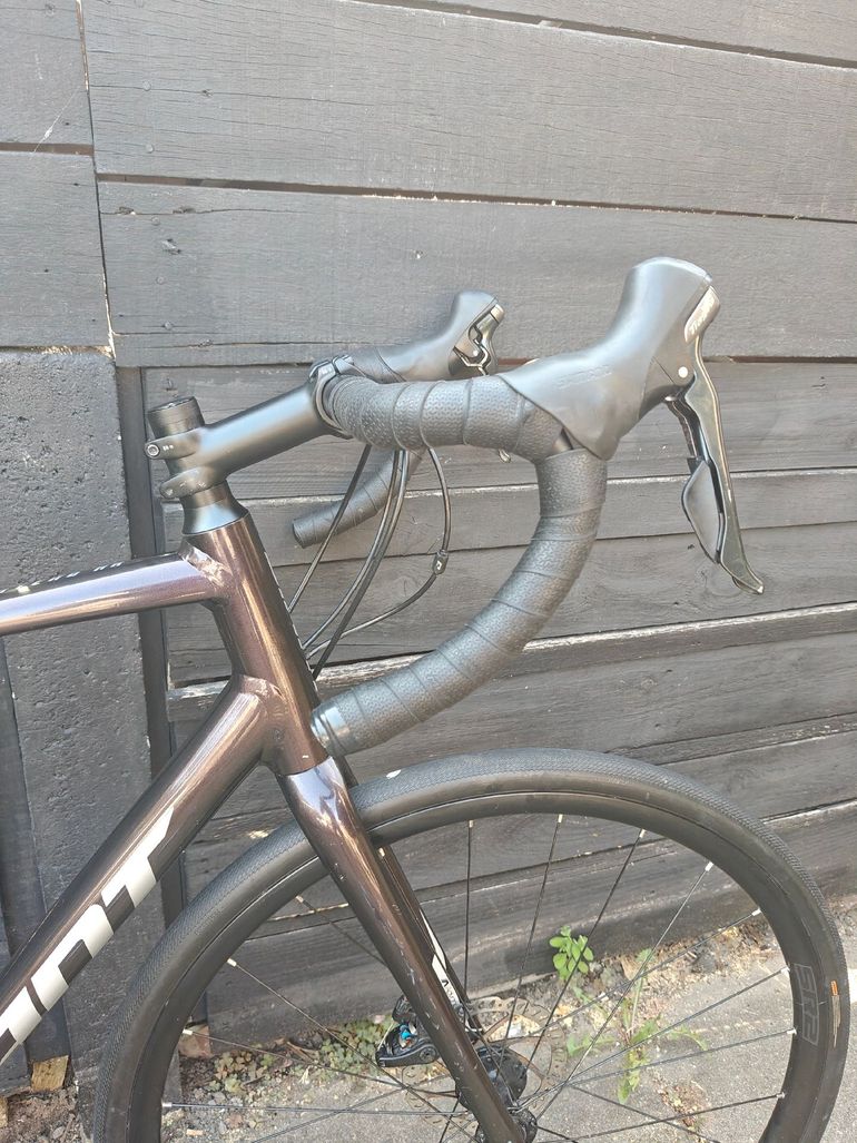 Used Giant Contend AR 2 2021 2021 Road & Gravel, Red — image 11 of 14