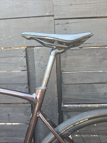 Used Giant Contend AR 2 2021 2021 Road & Gravel, Red — image 6 of 14