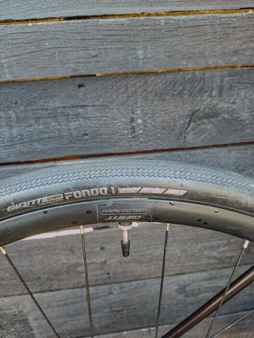 Used Giant Contend AR 2 2021 2021 Road & Gravel, Red — image 13 of 18