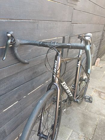 Used Giant Contend AR 2 2021 2021 Road & Gravel, Red — image 2 of 14