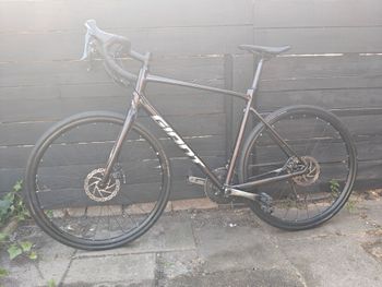 Used Giant Contend AR 2 2021 2021 Road & Gravel, Red — image 3 of 14