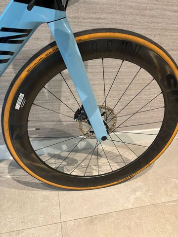 Canyon Aeroad CF SL 8 Disc 2022 2022 Road & Gravel usato, Blu — immagine 6 di 7