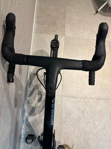 Canyon Aeroad CF SL 8 Disc 2022 2022 Road & Gravel usato, Blu — immagine 4 di 7