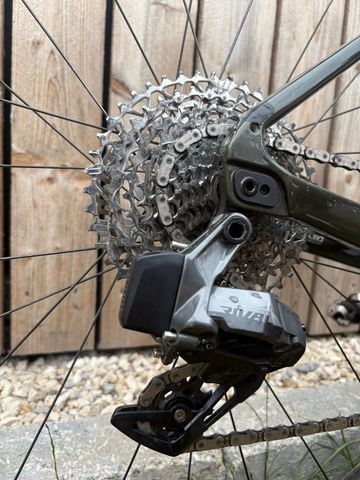 Tweedehands Giant Revolt, Advanced 1 2022 2022 Road & Gravel — afbeelding 4 van 14
