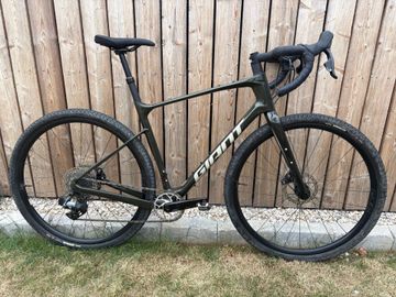 Tweedehands Giant Revolt, Advanced 1 2022 2022 Road & Gravel — afbeelding 1 van 14