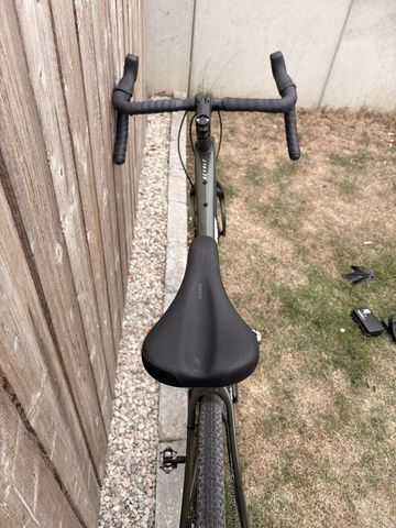 Tweedehands Giant Revolt, Advanced 1 2022 2022 Road & Gravel — afbeelding 6 van 14