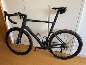 Gebrauchtes Cannondale SuperSix EVO 2 2024 2024 Road & Gravel, Hellgrau — Bild 2 von 5